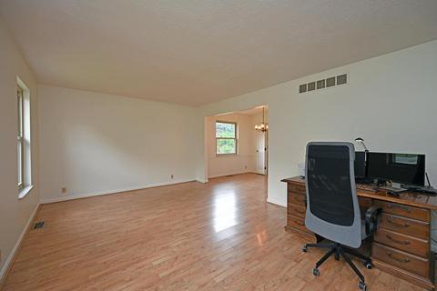 1467 Pinebluff Ln, Cincinnati, OH 45255 photo 9