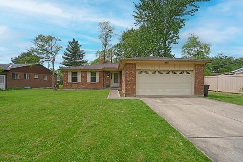 1467 Pinebluff Ln, Cincinnati, OH 45255
