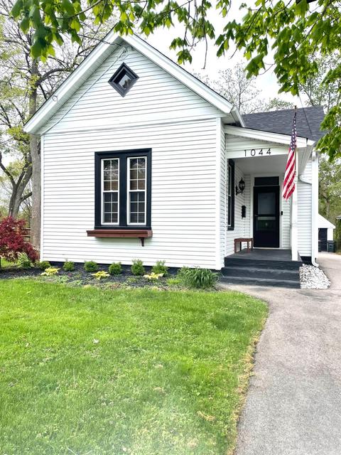 1044 Morse Ave, Glendale, OH 45246