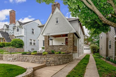 1008 Crest Cir, Cincinnati, OH 45208 photo 2