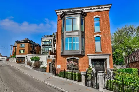 1111 Carney St, Cincinnati, OH 45202
