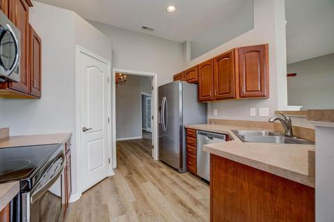 7832 Bridge Point Dr, Cincinnati, OH 45248 photo 13