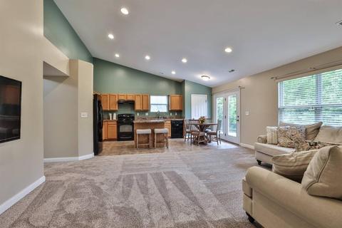 4165 Aubrey Ln, Cincinnati, OH 45245 photo 6