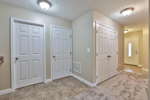 4165 Aubrey Ln, Cincinnati, OH 45245 photo 3