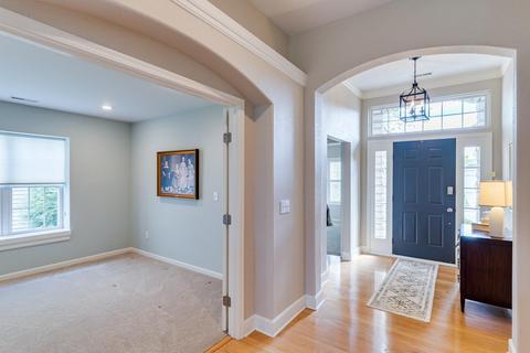 3519 Macpherson Pl, Cincinnati, OH 45245 photo 9