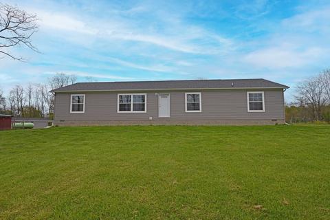 6632 Roundhead Rd, New Vienna, OH 45159