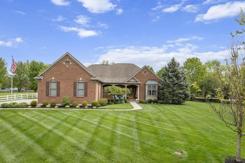 3600 Dunes Ct, Cincinnati, OH 45245