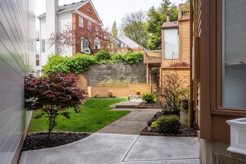 1041 St Gregory St #1, Cincinnati, OH 45202 photo 2