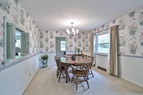10116 Leacrest Rd, Woodlawn, OH 45215 photo 9