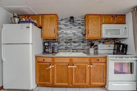 75 Orchard Cir, Blanchester, OH 45107 photo 17