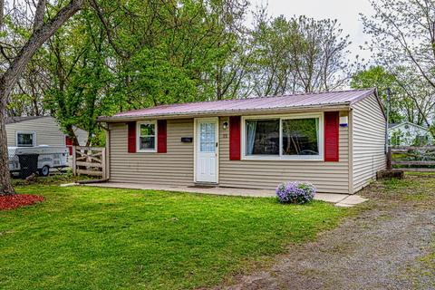 75 Orchard Cir, Blanchester, OH 45107 photo 1