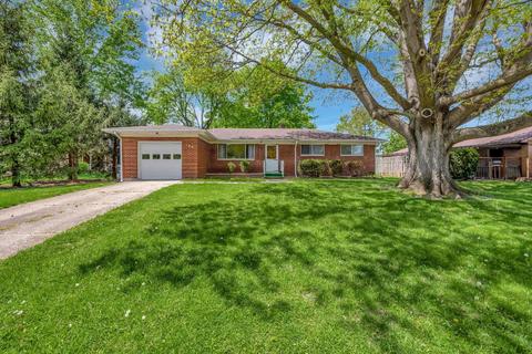 124 Whisman Dr, Middletown, OH 45042