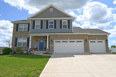 253 Auburn Meadows Ct, Carlisle, OH 45005