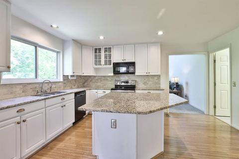 3882 Brigadoon Dr, Cincinnati, OH 45255 photo 16