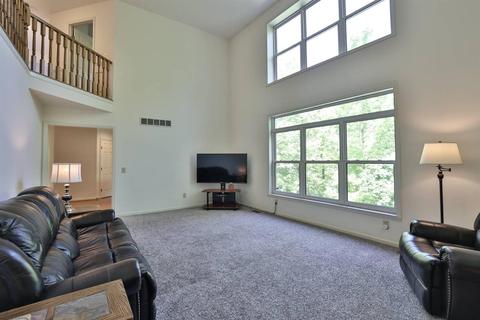 3882 Brigadoon Dr, Cincinnati, OH 45255 photo 11