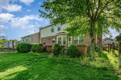 310 Parktrace Ct, Cincinnati, OH 45238 photo 25