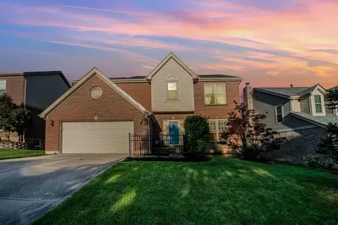 310 Parktrace Ct, Cincinnati, OH 45238