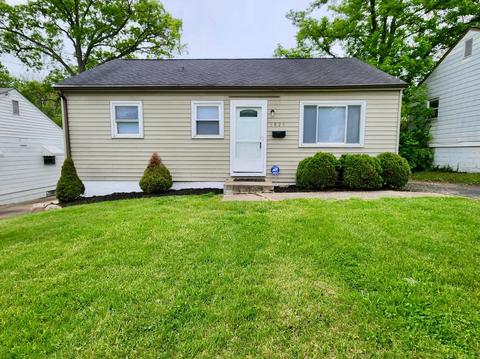 1821 Catalpa, Cincinnati, OH 45239