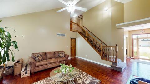 10501 Springrun Dr, Cincinnati, OH 45231 photo 4