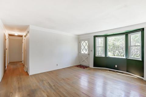 2118 Compton Rd, Cincinnati, OH 45231 photo 4