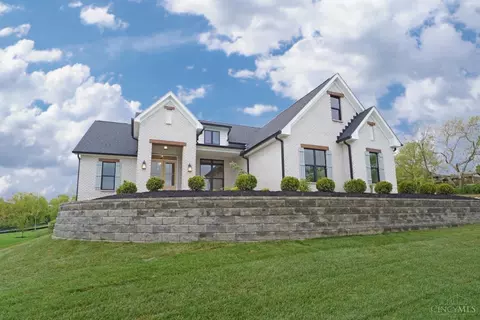 5866 High Point Ct, Fairfield, OH 45014