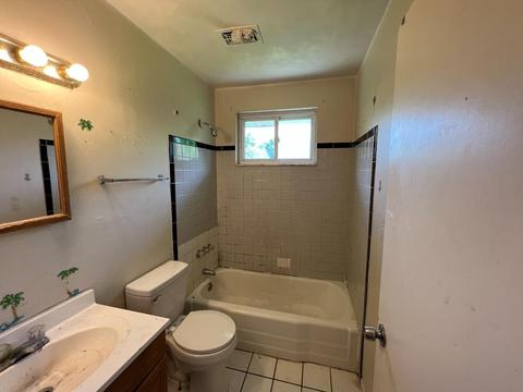 5658 Red Cedar Dr, Cincinnati, OH 45224 photo 8
