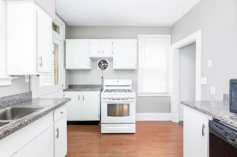 3258 Epworth Ave, Cincinnati, OH 45211 photo 12