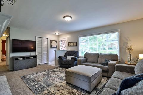 1041 Chatterton Dr, Cincinnati, OH 45231 photo 6