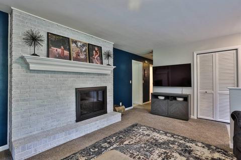 1041 Chatterton Dr, Cincinnati, OH 45231 photo 7