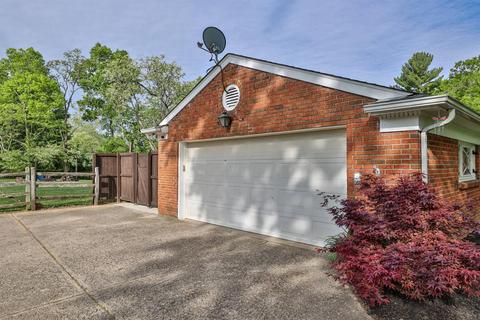 1041 Chatterton Dr, Cincinnati, OH 45231 photo 40