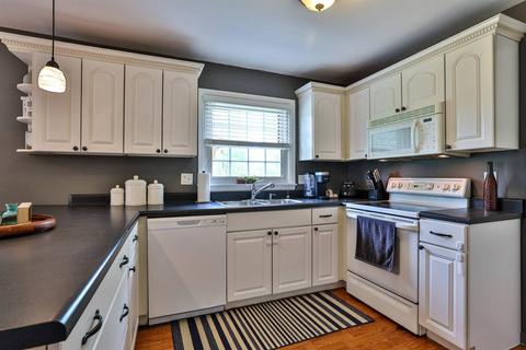 1041 Chatterton Dr, Cincinnati, OH 45231 photo 11