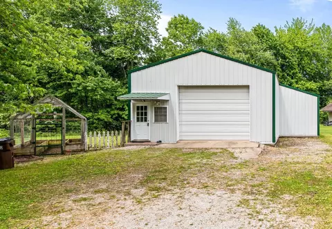 31 Amberly Dr, Georgetown, OH 45121 photo 1