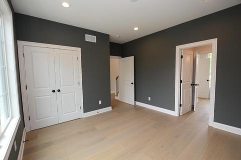 321 Resor Ave, Cincinnati, OH 45220 photo 5