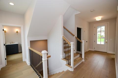 321 Resor Ave, Cincinnati, OH 45220 photo 3