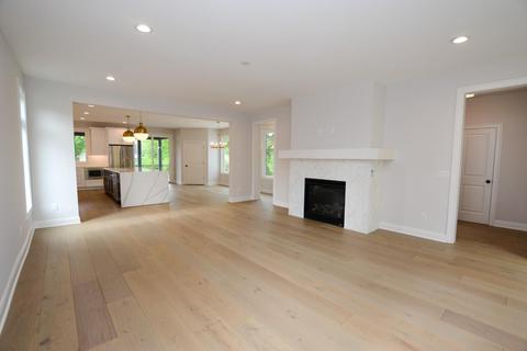 321 Resor Ave, Cincinnati, OH 45220 photo 9