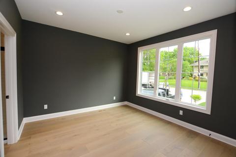 321 Resor Ave, Cincinnati, OH 45220 photo 4