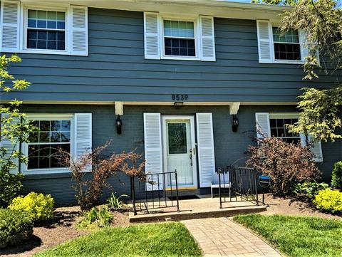 8539 Cavalier Dr, Cincinnati, OH 45231 photo 2