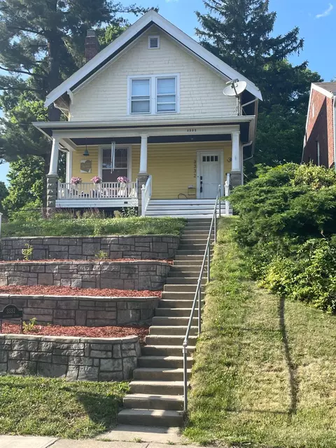3332 Woodford Rd, Cincinnati, OH 45213