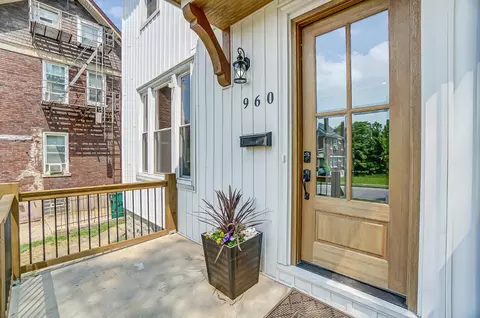 960 Windsor St, Cincinnati, OH 45206 photo 3