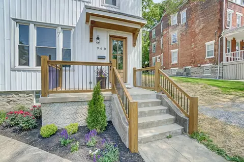 960 Windsor St, Cincinnati, OH 45206 photo 2