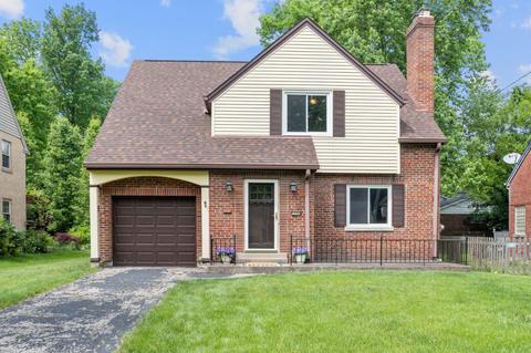 1542 Oak Knl, Cincinnati, OH 45224