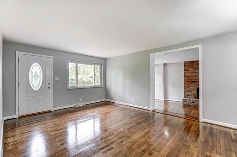 528 Iris Ln, Cincinnati, OH 45255 photo 5