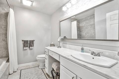 1172 Innercircle Dr, Cincinnati, OH 45240 photo 24