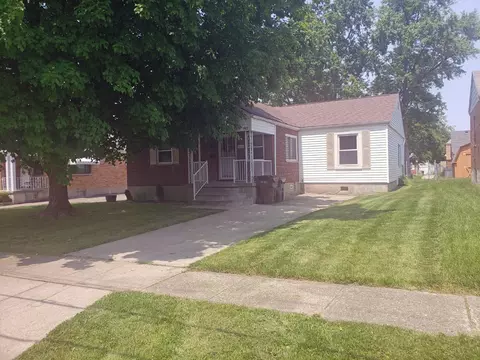 1916 Acorn Dr, Cincinnati, OH 45231 photo 2