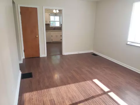 1916 Acorn Dr, Cincinnati, OH 45231 photo 3