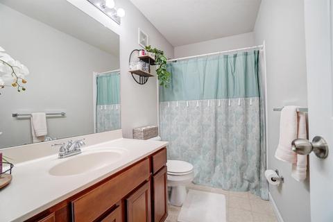5599 Beechtree Ln, Hamilton Township, OH 45039 photo 29