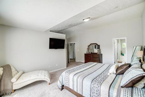 5599 Beechtree Ln, Hamilton Township, OH 45039 photo 21