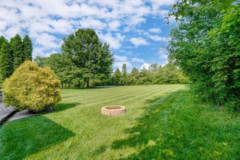 5599 Beechtree Ln, Hamilton Township, OH 45039 photo 47