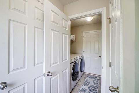 5599 Beechtree Ln, Hamilton Township, OH 45039 photo 16