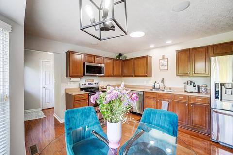 5599 Beechtree Ln, Hamilton Township, OH 45039 photo 12